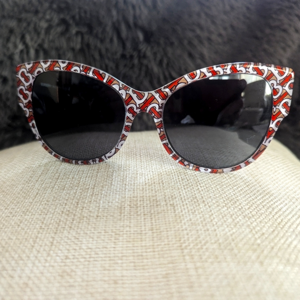 Burberry sunglasses